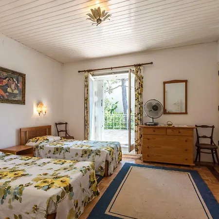 Apartment Lovelystay Near Beach