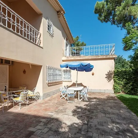 Apartment Lovelystay Near Beach *