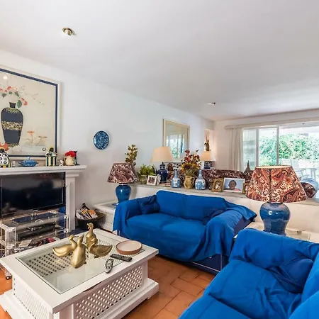Lovelystay Near Beach Apartment *